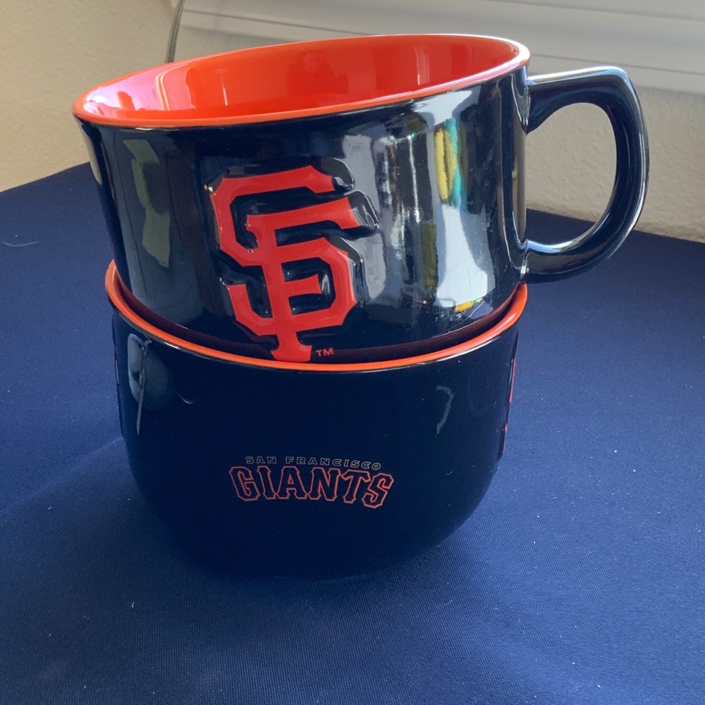 San Francisco Giants 32 oz Bowl Mugs set of 2!